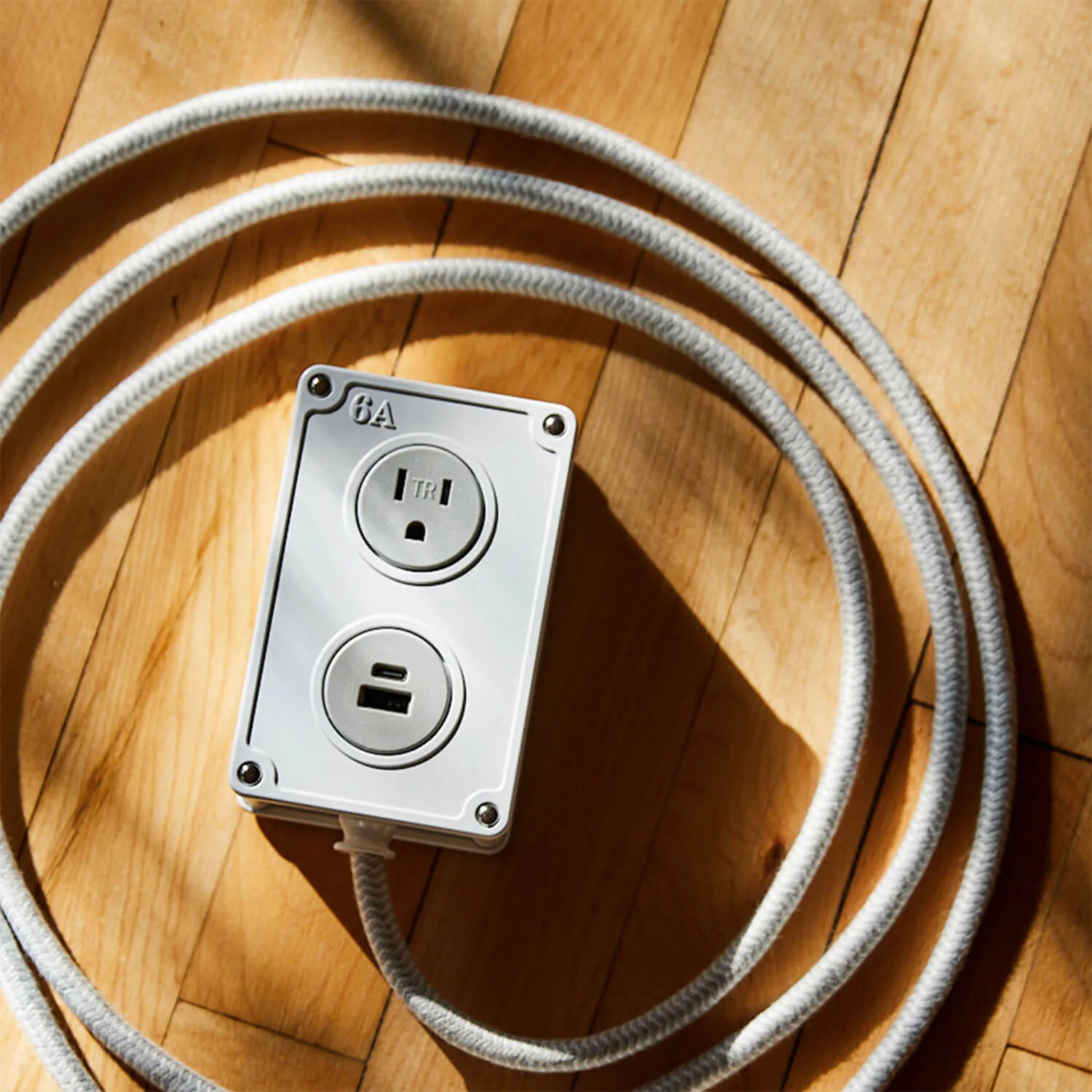 Apparatus Power Hub - Image 8