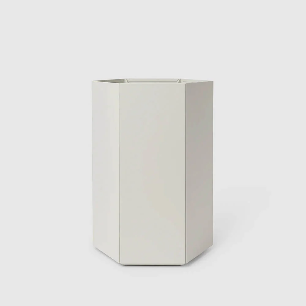 Bea Planter - Image 19