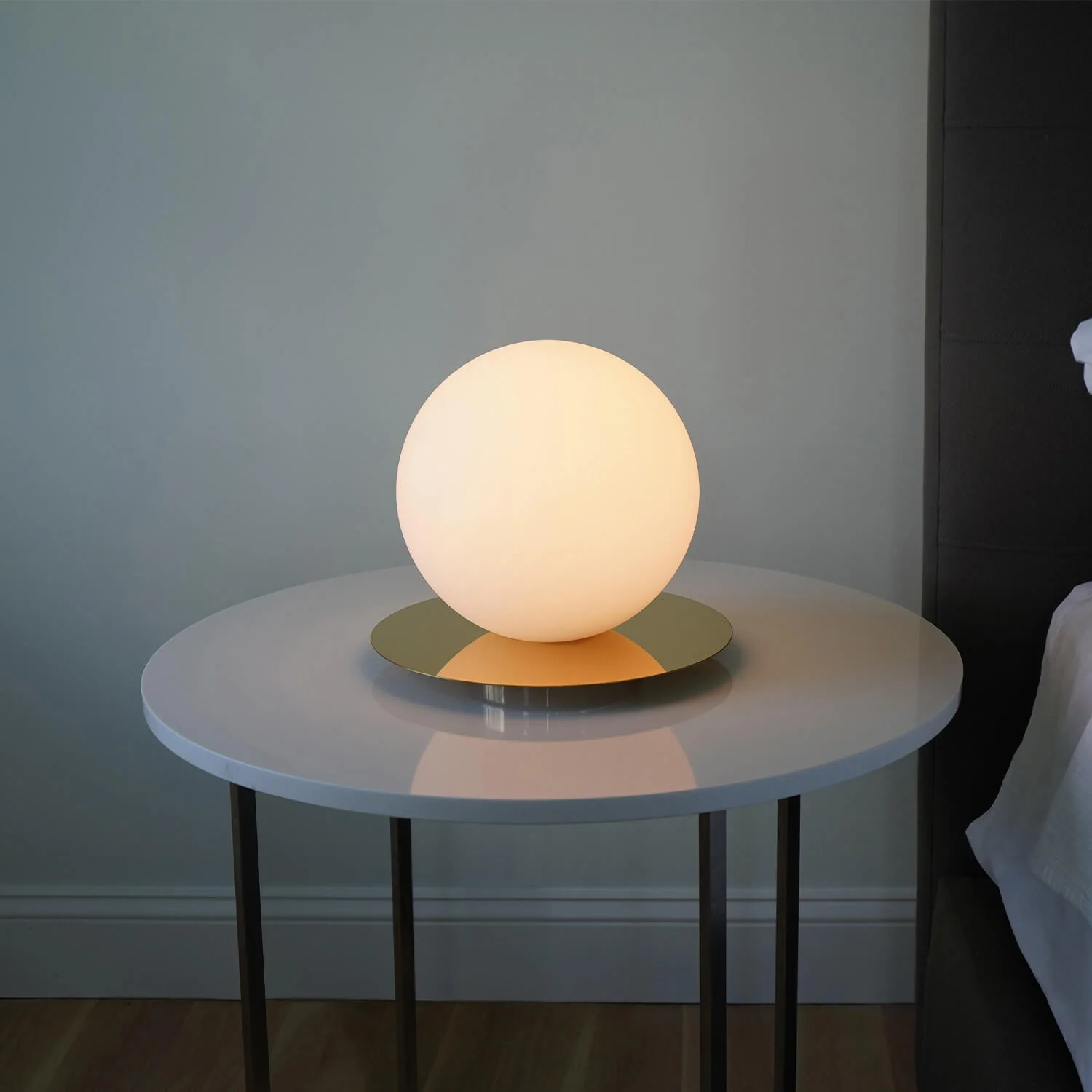 Bola Desk Light - Image 2