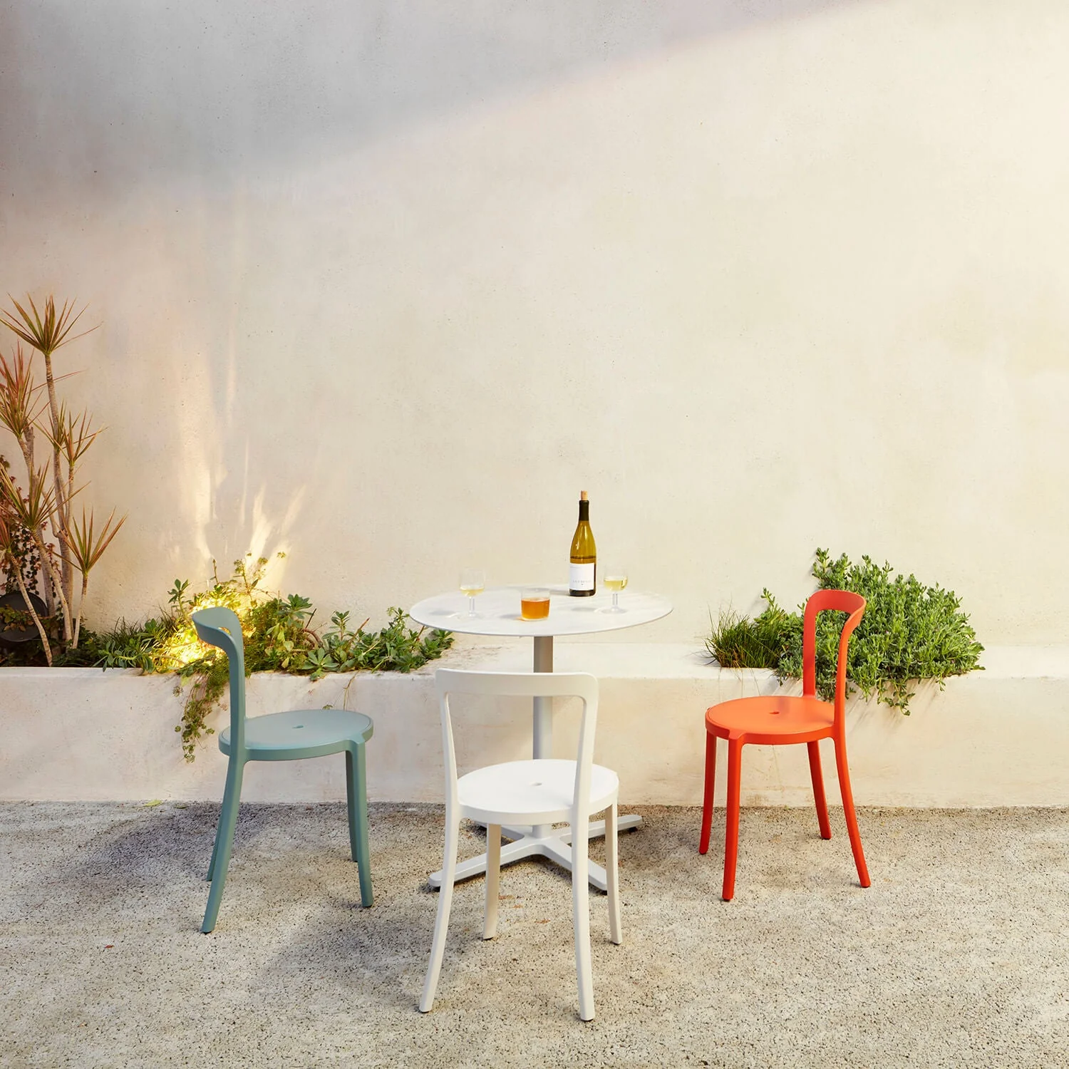 On & On Stacking Chair - Image 4