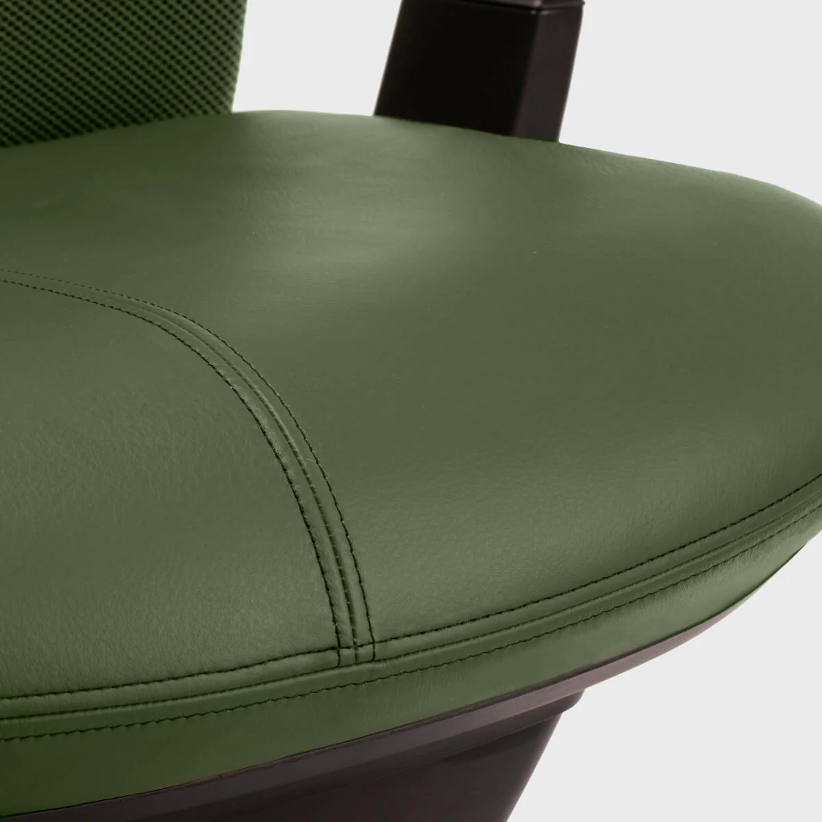 Haworth x Halo: Fern Gaming Chair - Image 11