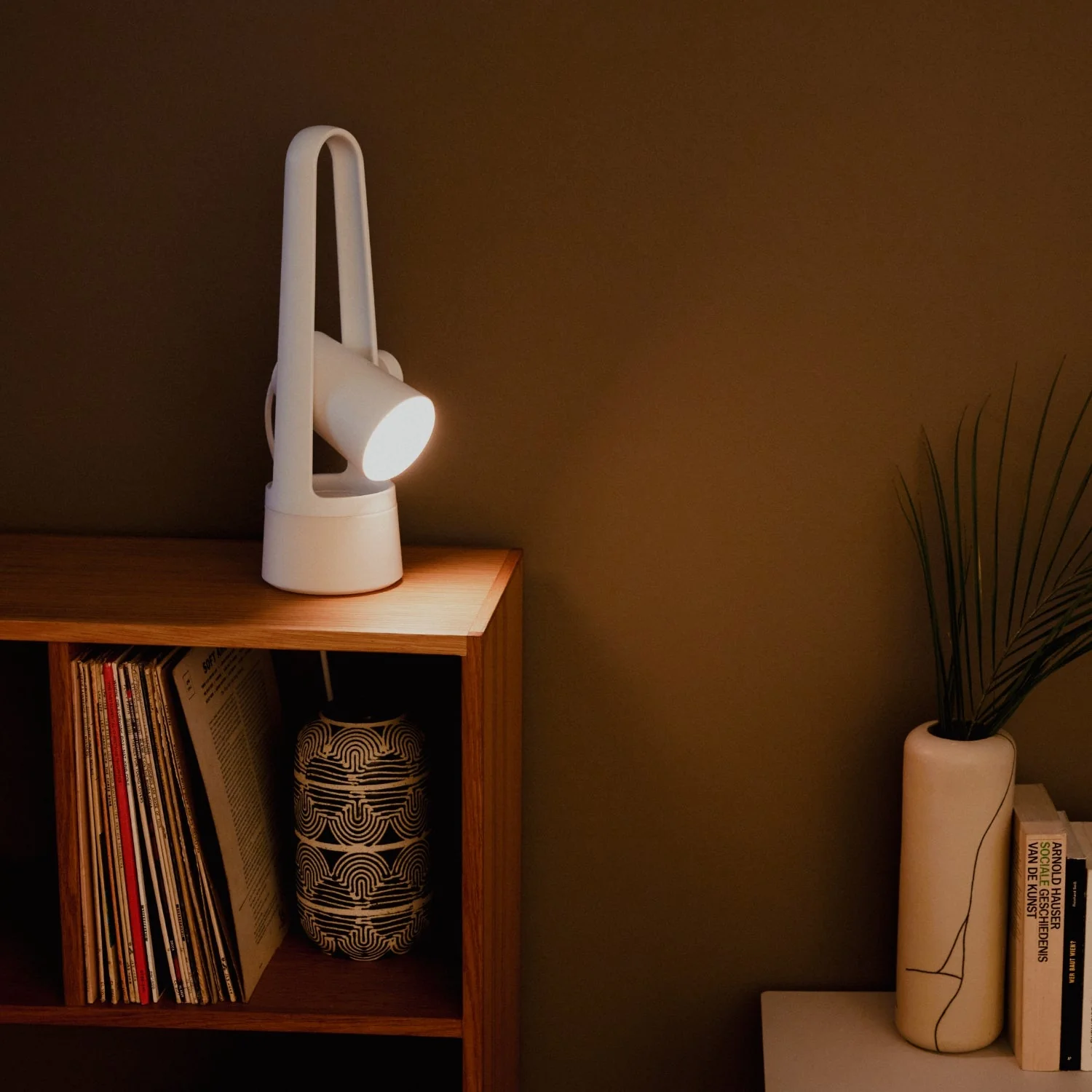 Aim Table Light - Image 2