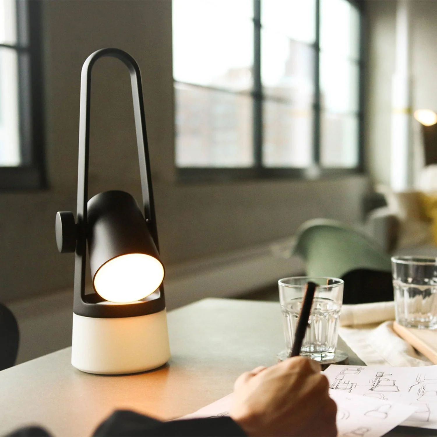 Aim Table Light - Image 3