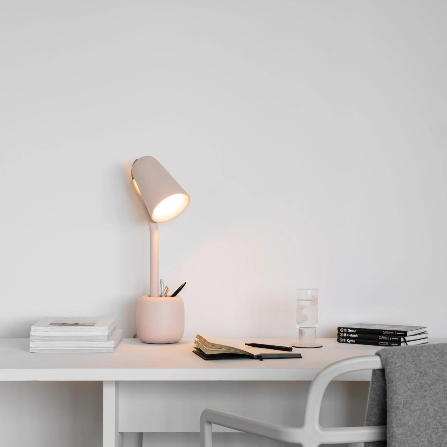 Suyo Table Light - Image 5