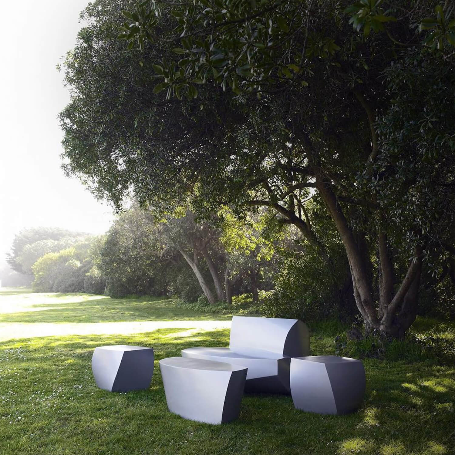 Gehry Bench - Image 12